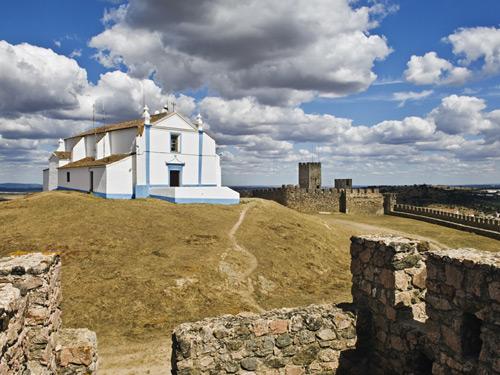 Fly-drive Lissabon en kastelenroute Alentejo
