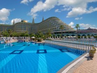 Delphin Imperial (hotel)