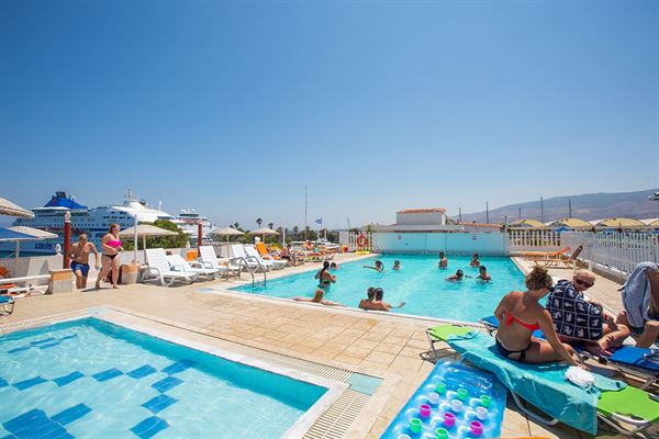 Hotel Kosta Palace