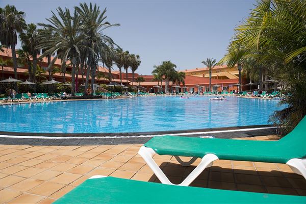 Aparthotel Oasis Village - all inclusive