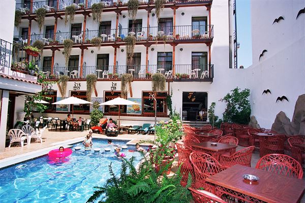 Hotel Neptuno - halfpension