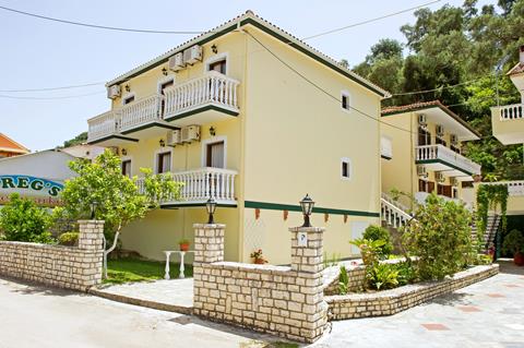 Fotis House