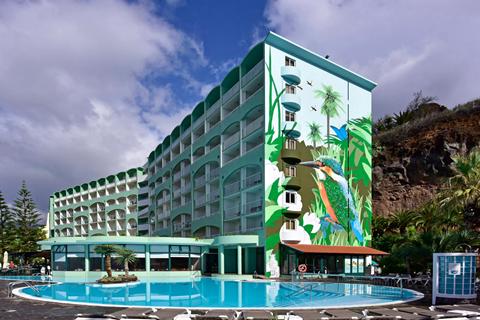 Pestana Bay