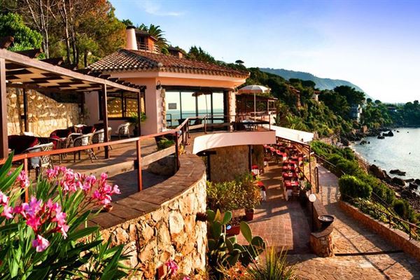 Hotel Calanica